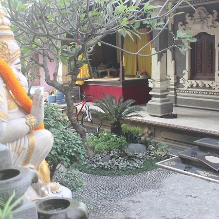 Silvy Guesthouse Canggu Kültér fotó