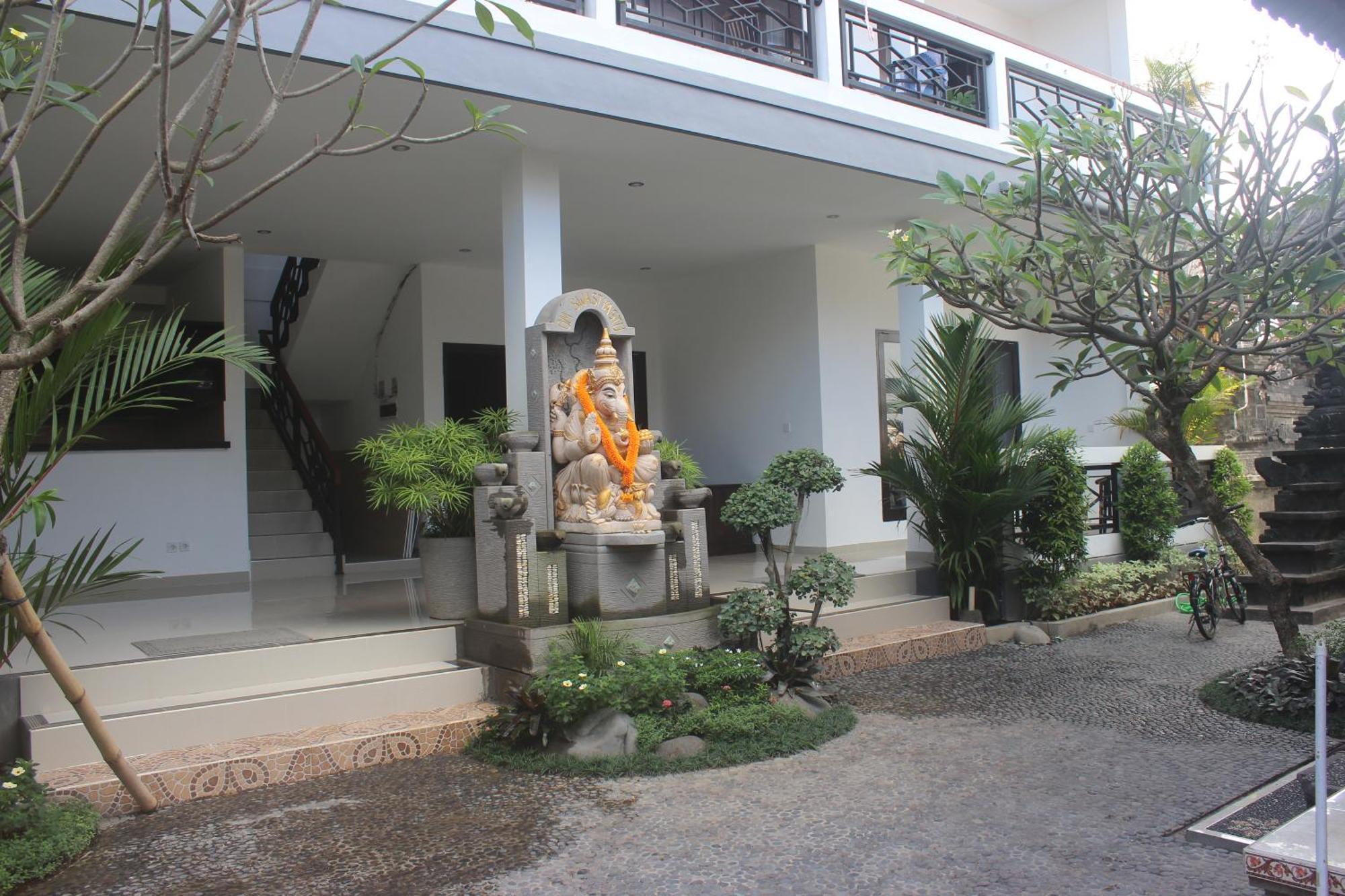 Silvy Guesthouse Canggu Kültér fotó